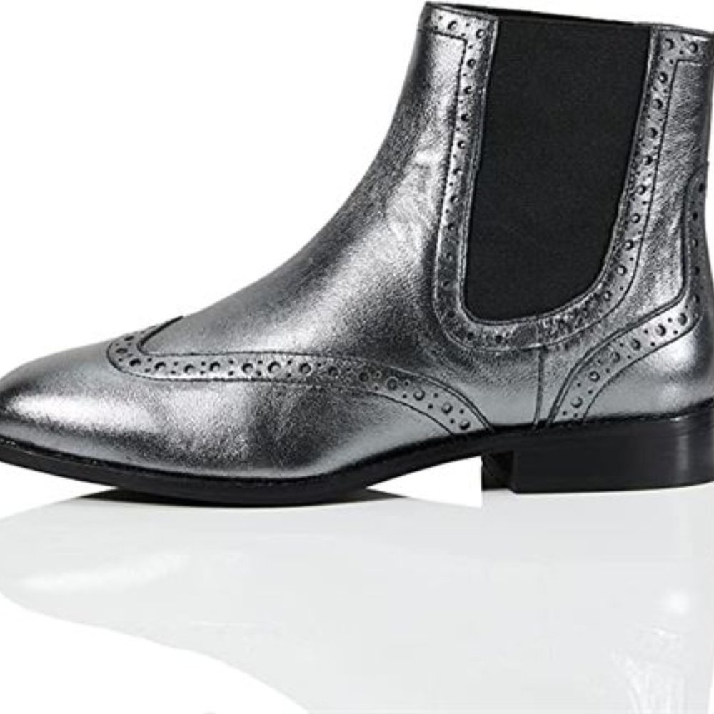 Find. Leather Booties